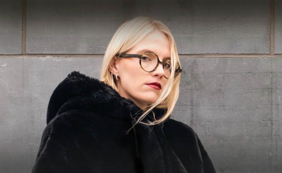 Model wearing Bloom Brussels B2B plant-based eyewear